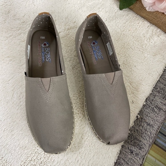 Bobs Skechers shoes size 8.5 - Picture 2 of 6